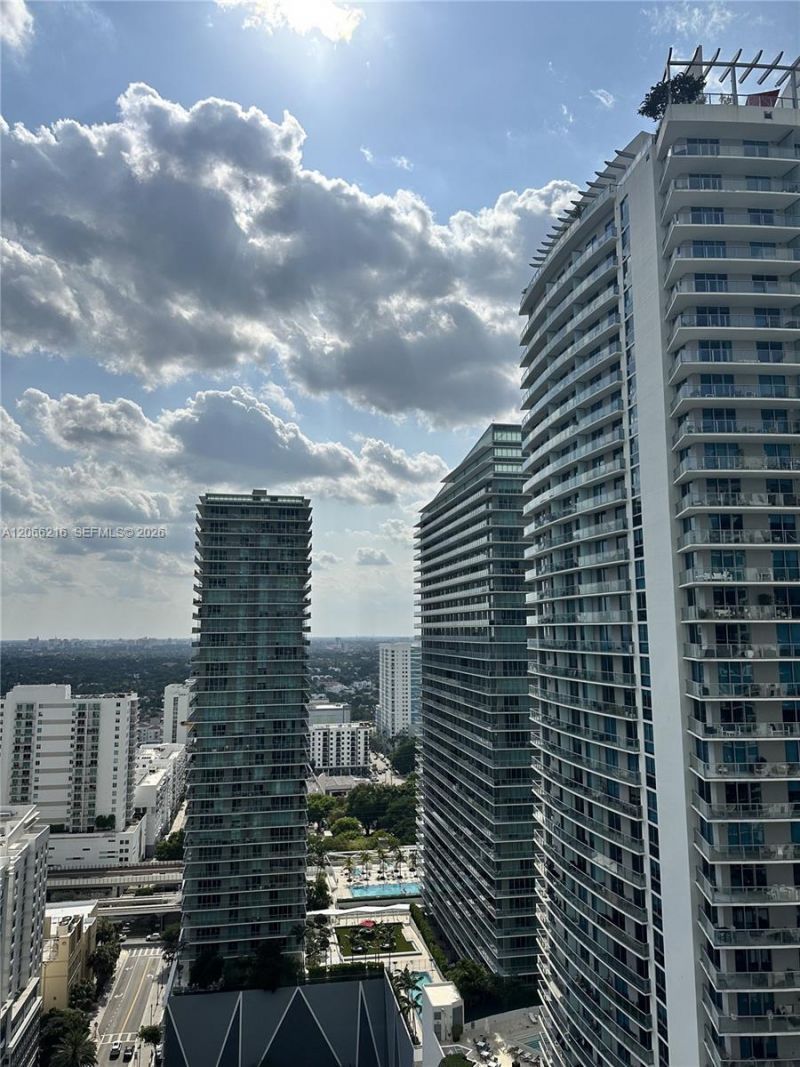 1080 Brickell Ave , Unit 2805, Miami, FL 33131 Photo