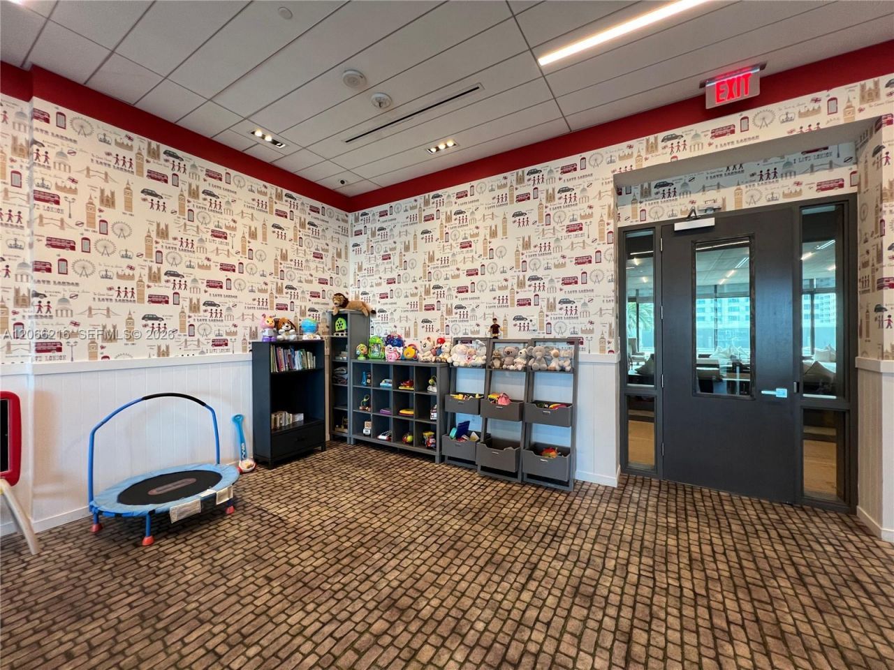 1080 Brickell Ave , Unit 2805, Miami, FL 33131 Photo