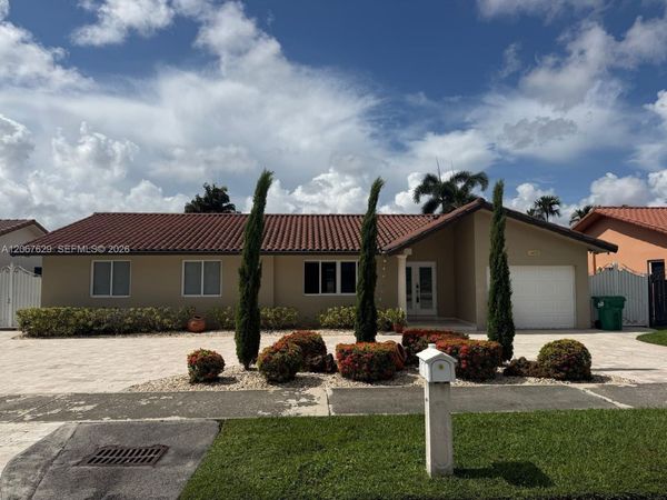 14020 SW 38th St , Miami, FL 33175
