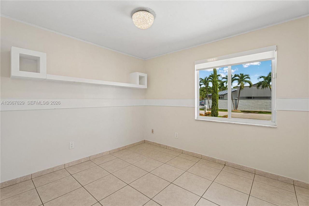 14020 SW 38th St , Miami, FL 33175 Photo