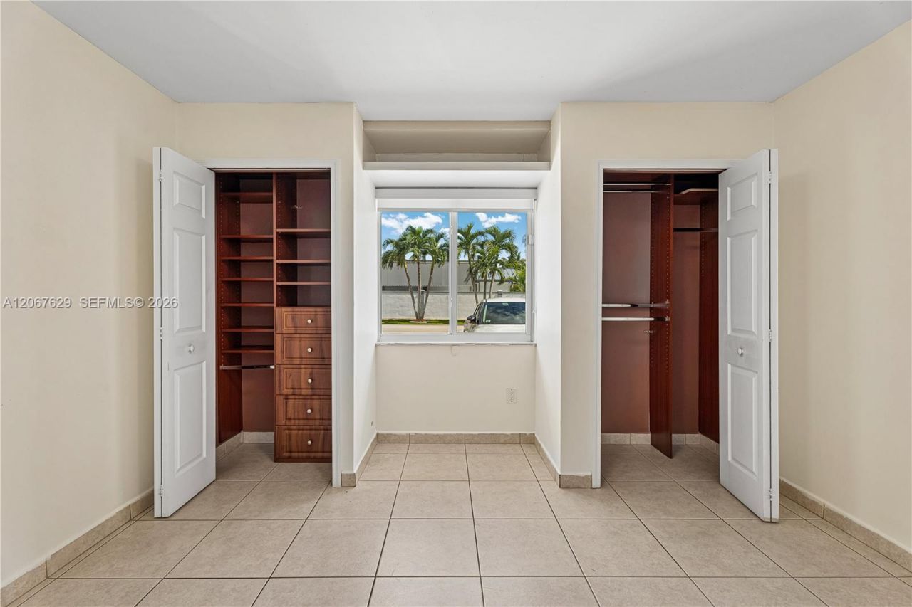 14020 SW 38th St , Miami, FL 33175 Photo