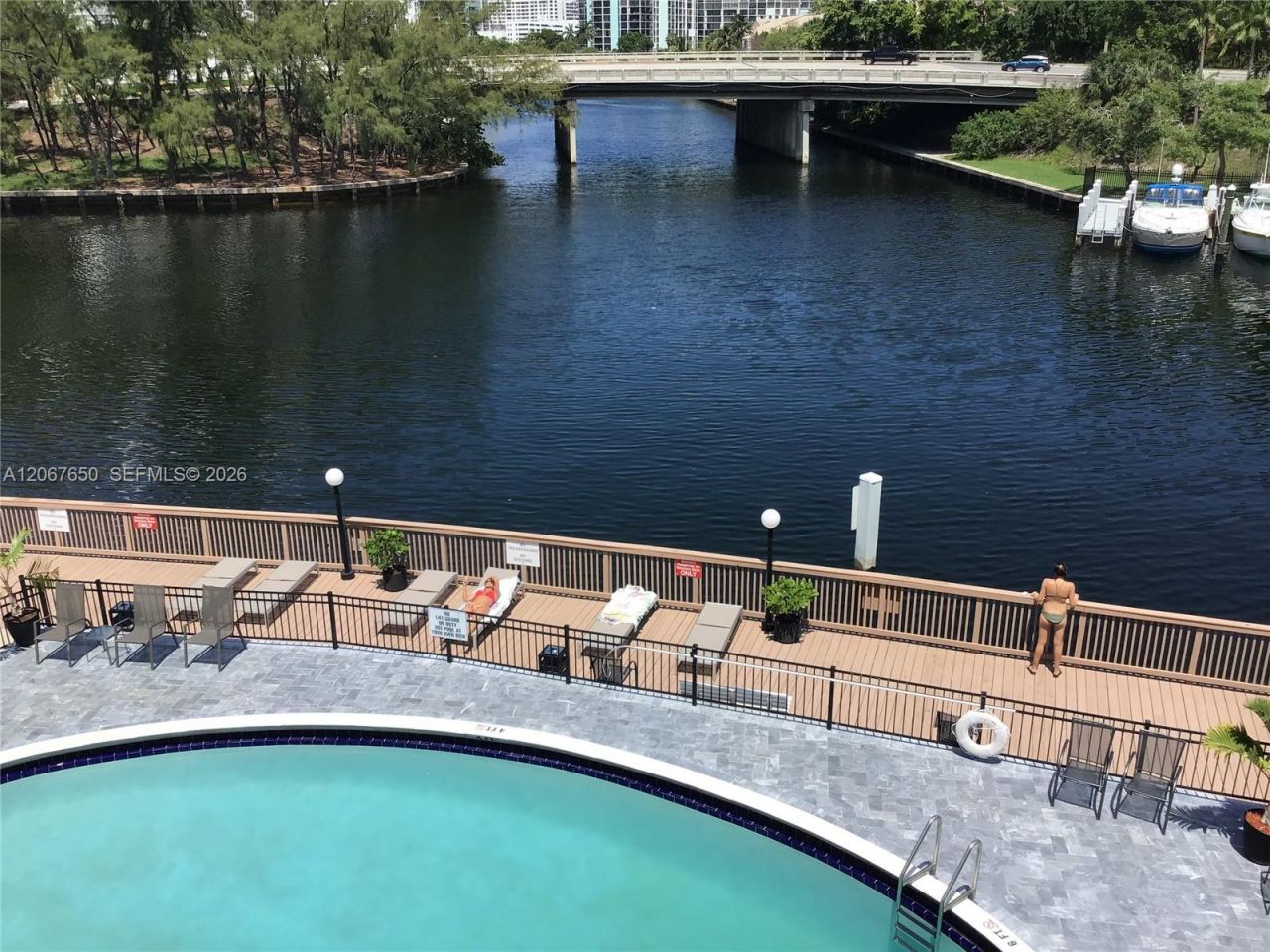 200 Diplomat Pkwy, Unit 519, Hallandale Beach, FL 33009 Photo
