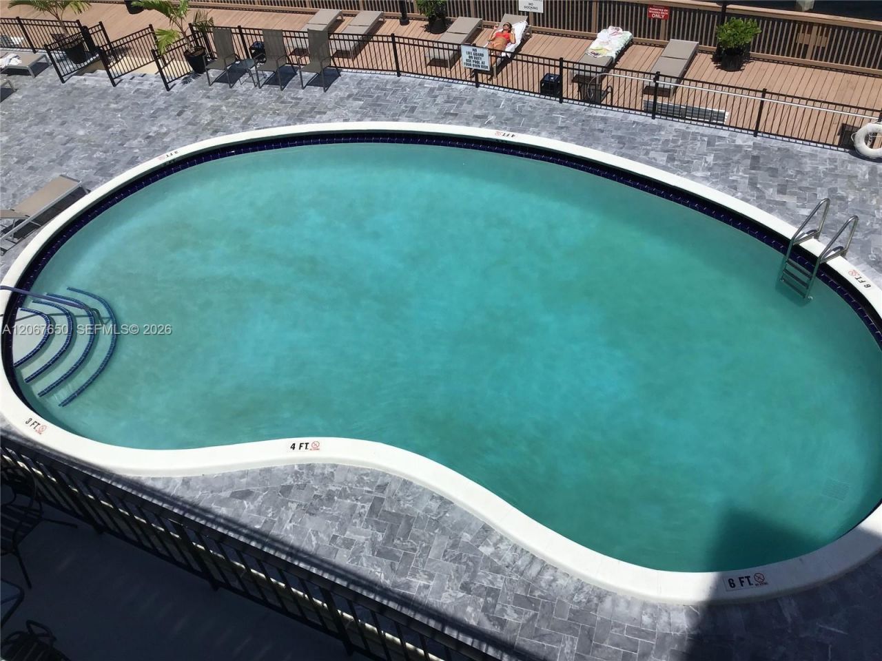 200 Diplomat Pkwy, Unit 519, Hallandale Beach, FL 33009 Photo