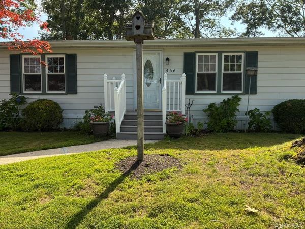 1661 Old Country Road Road, Unit 466, Riverhead, NY 11901
