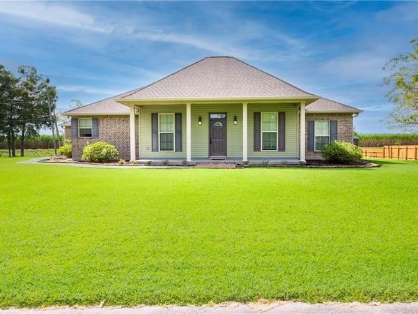 103 BROUSSARD Drive , LaPlace, LA 70068