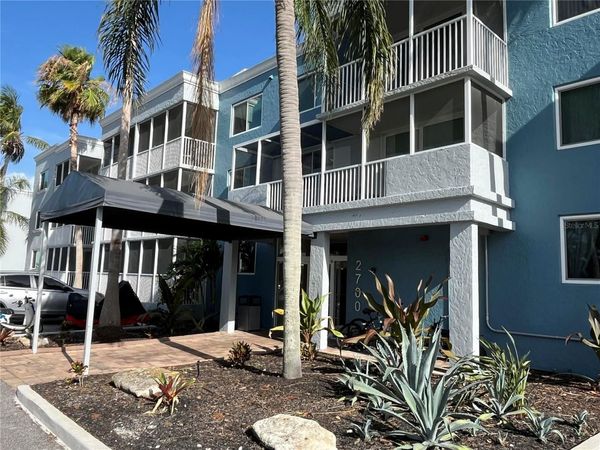 2700 COCONUT BAY LN LANE , Unit 4111, SARASOTA, FL 34237