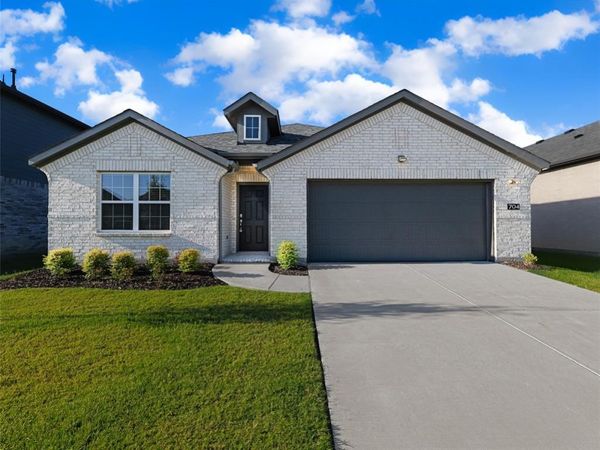 704 Rusty Spurs Place, Weston, TX 75009