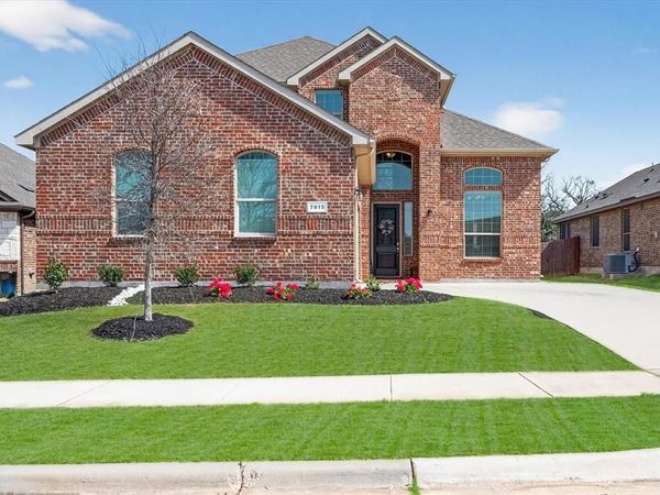 7815 Kettle Creek Drive, Arlington, TX 76001