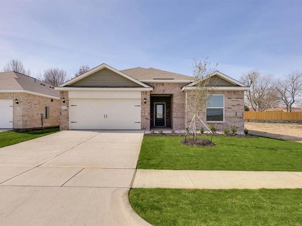 1718 Paul Drive, Seagoville, TX 75159