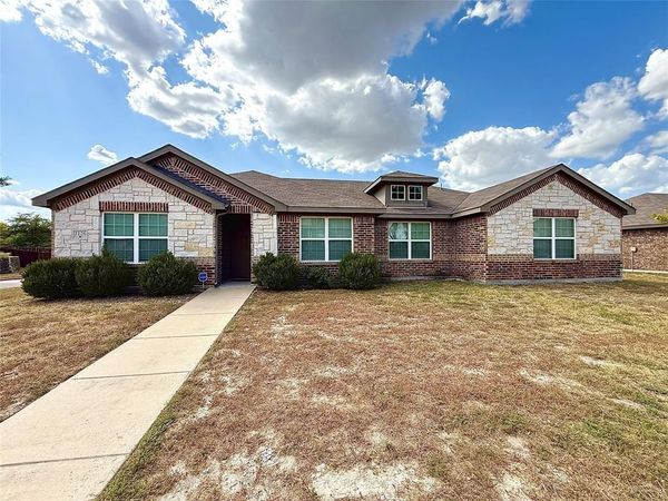 2126 Candace Drive, Lancaster, TX 75146