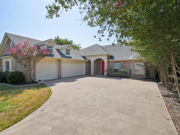 43192 Fringewood Drive, Whitney, TX 76692