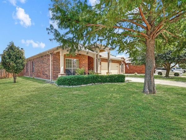 2201 Kaitlyn Drive, Weatherford, TX 76087