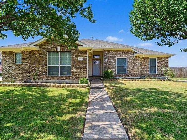 1302 Buckingham Drive , Forney, TX 75126