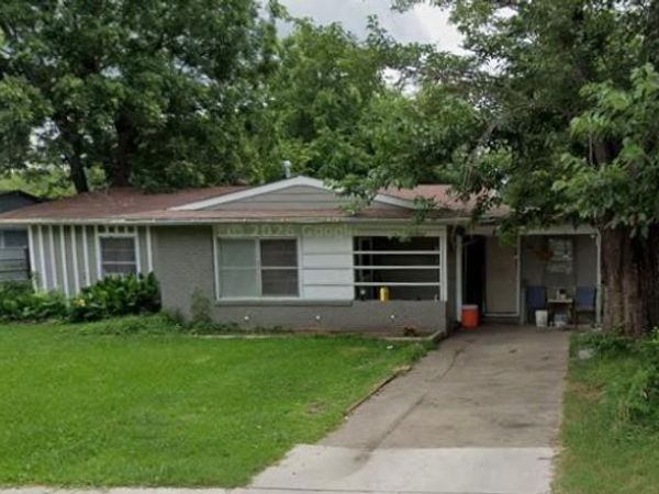 7232 Embassy Street , Dallas, TX 75217