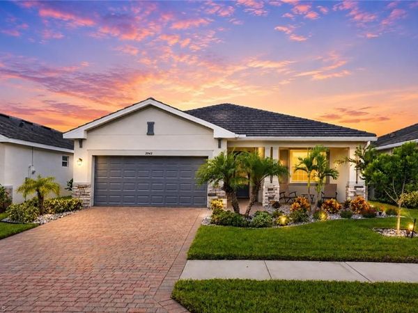 3943 E Hampton CIR, ALVA, FL 33920