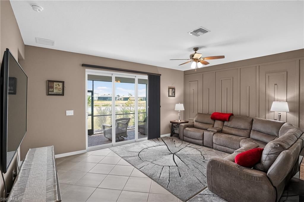 3943 E Hampton Cir, Alva, FL 33920 Photo