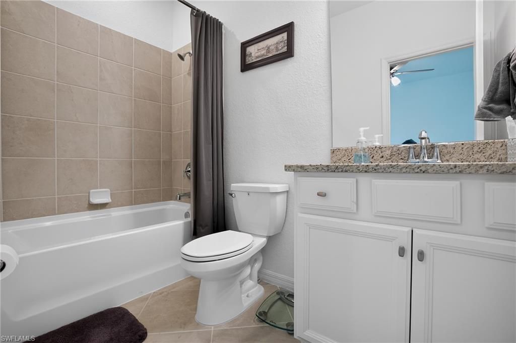 3943 E Hampton Cir, Alva, FL 33920 Photo