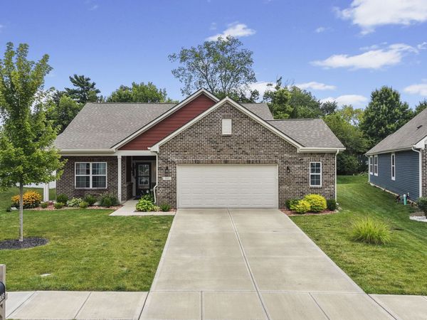 7033 Provincial Drive, McCordsville, IN 46055