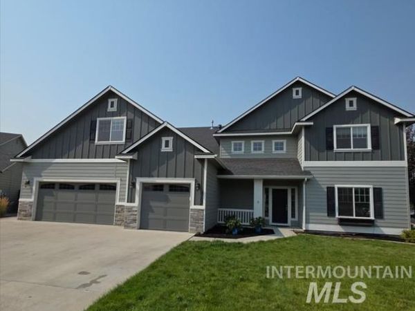 5103 N Zamora Way, Meridian, ID 83646