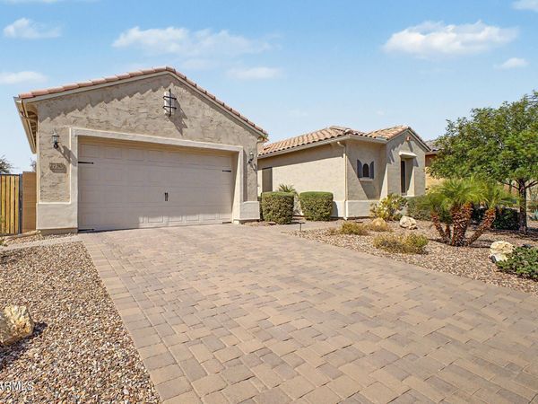 2730 E INDIAN WELLS Drive, Gilbert, AZ 85298