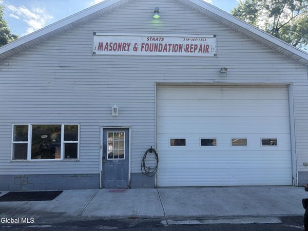 2438 Route 9W, Ravena, NY 12143