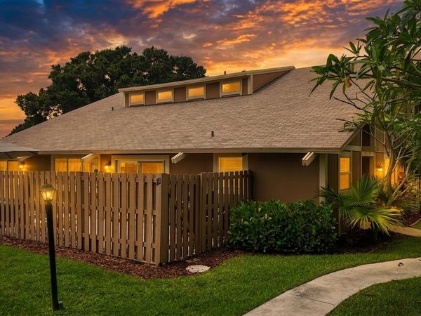 111 Maplecrest Circle, Jupiter, FL 33458