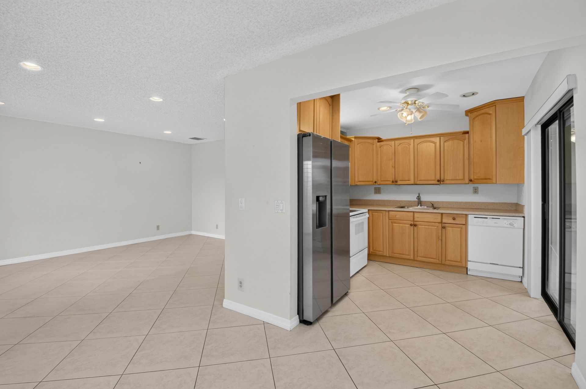 174 Capri D E, Unit 174, Delray Beach, FL 33484 Photo