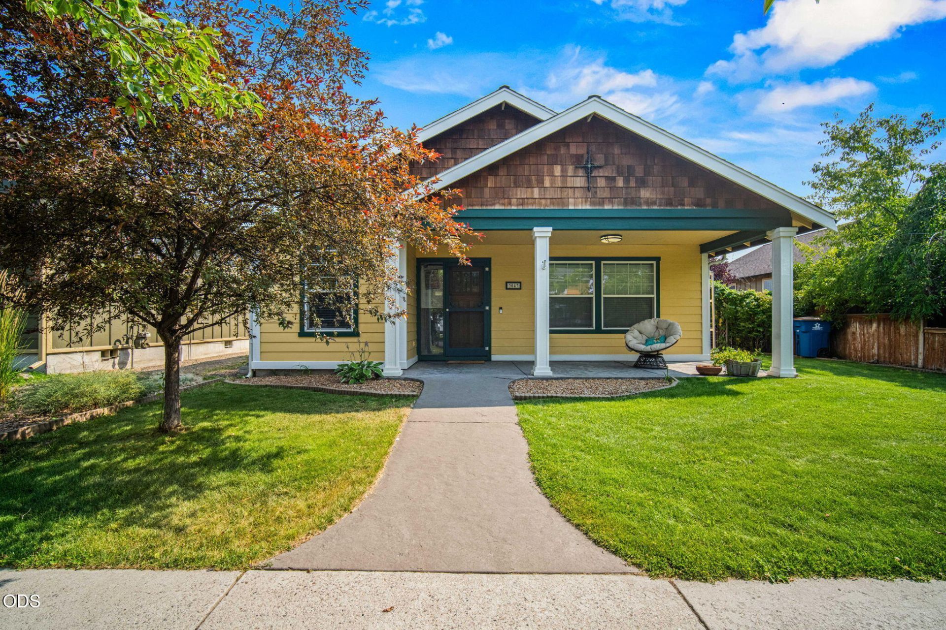 3047 NE Yellow Ribbon Drive, Bend, OR 97701 Main Photo
