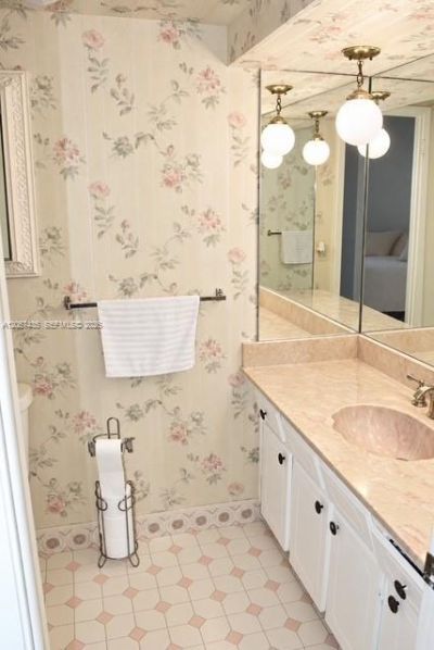 4211 NW 41st St, Unit 407, Lauderdale Lakes, FL 33319 Photo