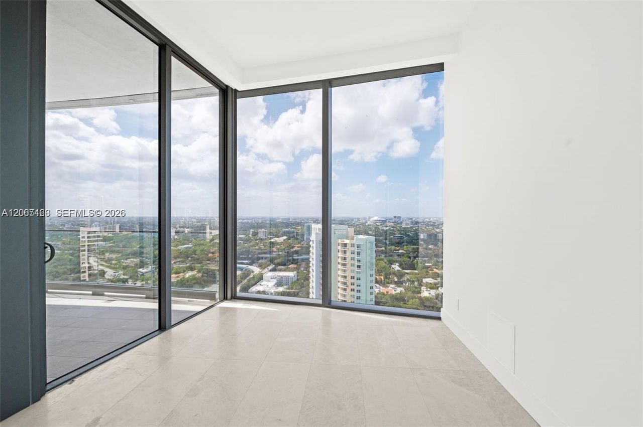 175 SE 25 Rd , Unit 2604, Miami, FL 33129 Photo