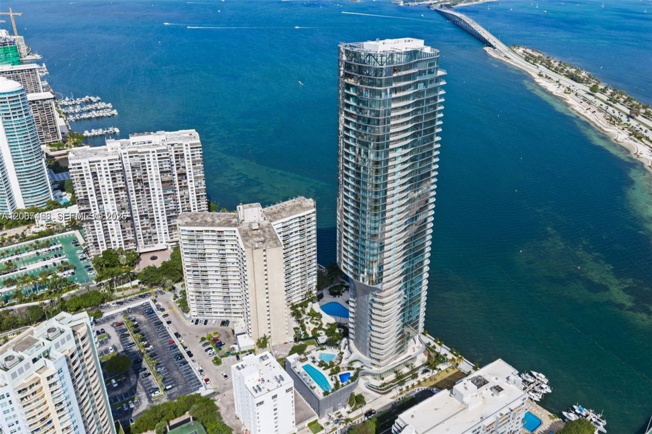 175 SE 25 Rd , Unit 2604, Miami, FL 33129 Photo