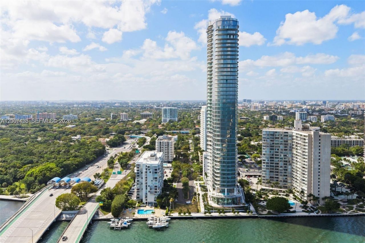 175 SE 25 Rd , Unit 2604, Miami, FL 33129 Photo
