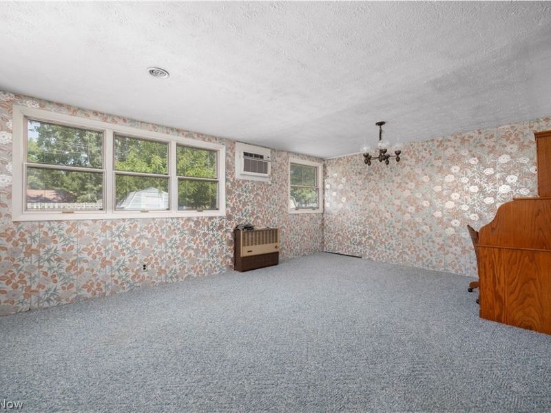 9298 Newkirk Drive, Parma Heights, OH 44130 Photo 16