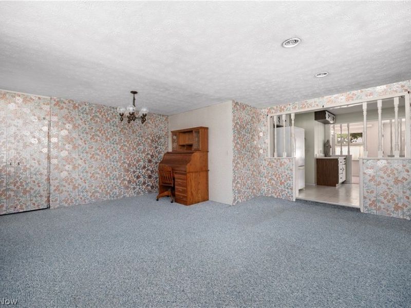 9298 Newkirk Drive, Parma Heights, OH 44130 Photo 17