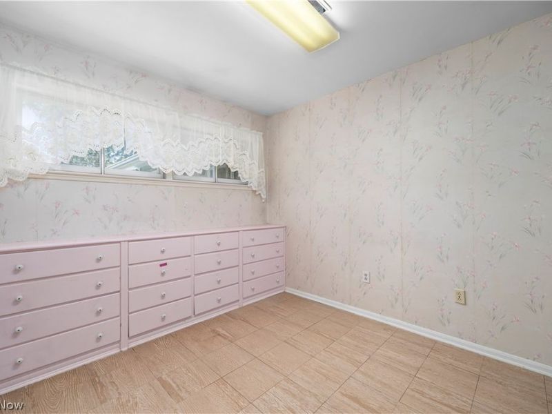 9298 Newkirk Drive, Parma Heights, OH 44130 Photo 29