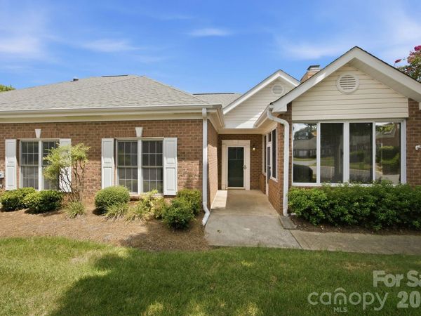 8528 Highland Glen Drive, Charlotte, NC 28269
