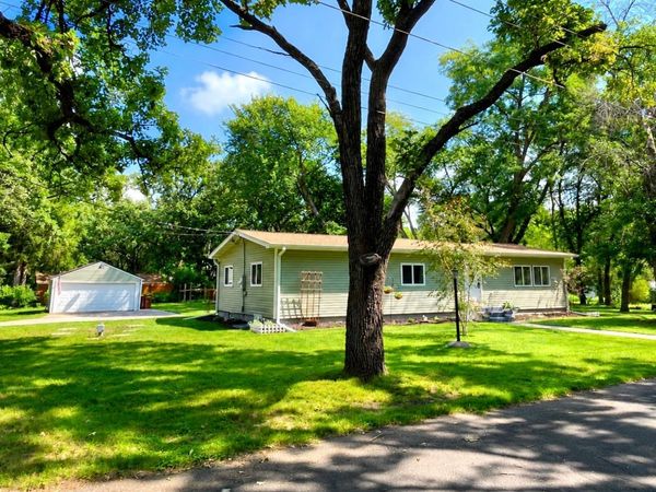 16570 22nd Street S, Saint Mary's Point, MN 55043