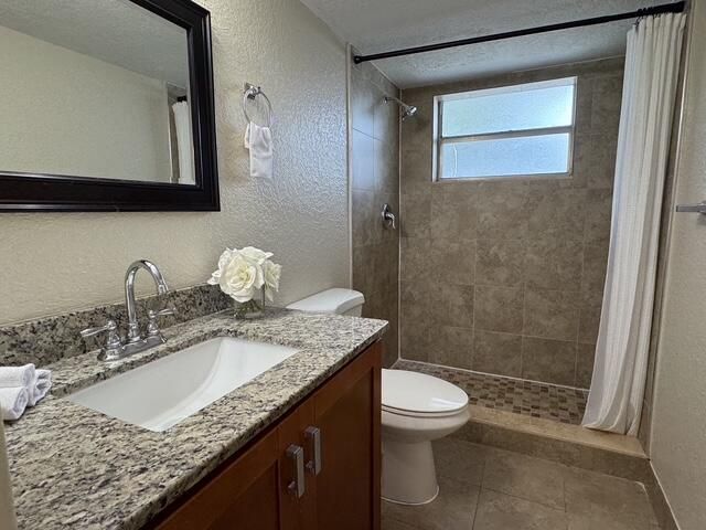 8411 Lagos De Campo Boulevard, Unit 204U, Tamarac, FL 33321 Photo