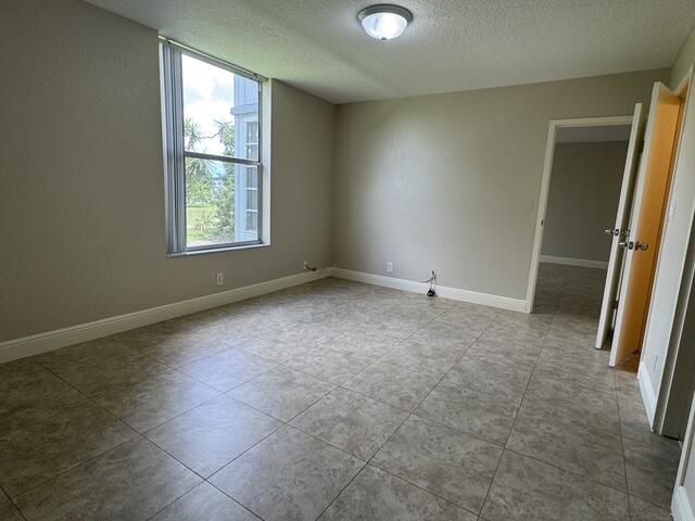 8411 Lagos De Campo Boulevard, Unit 204U, Tamarac, FL 33321 Photo