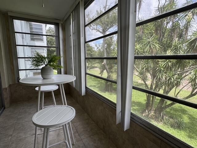 8411 Lagos De Campo Boulevard, Unit 204U, Tamarac, FL 33321 Photo
