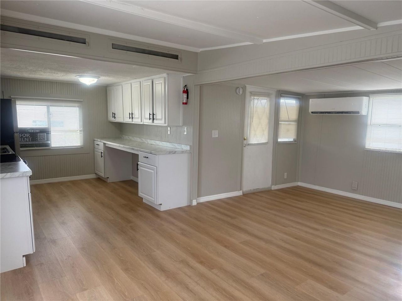 512 51st Avenue Drive W, Bradenton, FL 34207 Photo