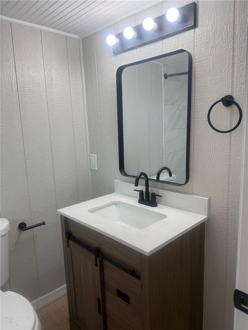 512 51st Avenue Drive W, Bradenton, FL 34207 Photo