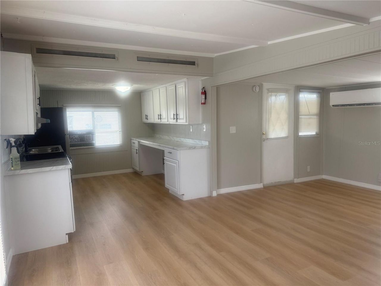 512 51st Avenue Drive W, Bradenton, FL 34207 Photo