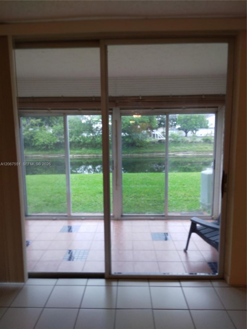 6870 Royal Palm Blvd, Unit 111M, Margate, FL 33063 Photo