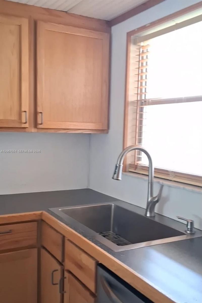 6870 Royal Palm Blvd, Unit 111M, Margate, FL 33063 Photo