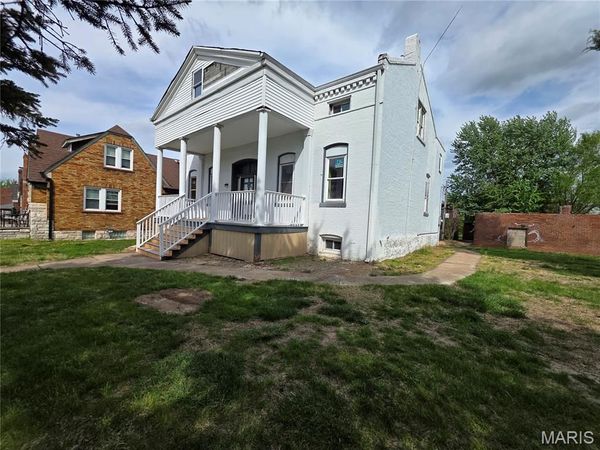 4136 Pennsylvania Avenue , St Louis, MO 63118