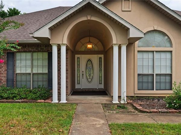 148 SWEETWATER RIM, Pineville, LA 71360