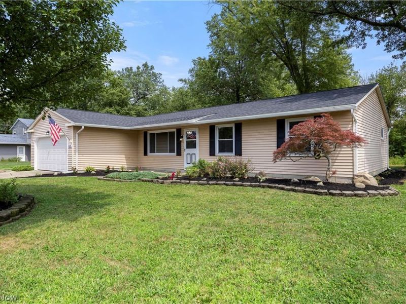 535 Treadway Boulevard, Sheffield Lake, OH 44054 Photo 3