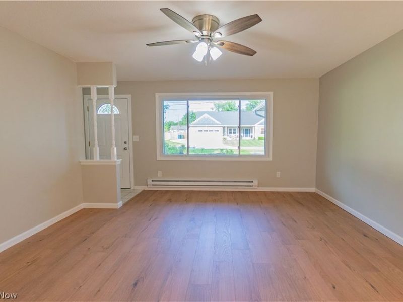 535 Treadway Boulevard, Sheffield Lake, OH 44054 Photo 4