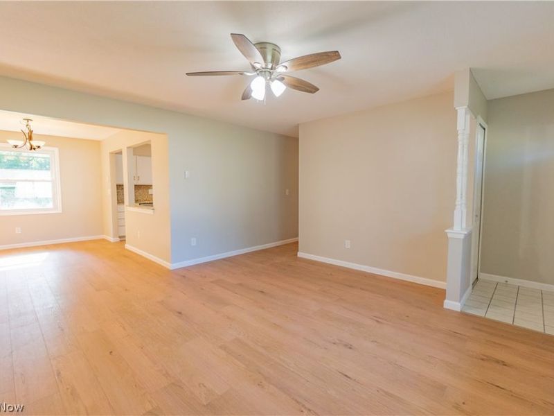 535 Treadway Boulevard, Sheffield Lake, OH 44054 Photo 5